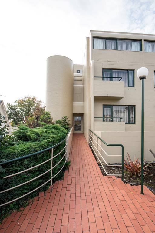 St Ives Apartments Хоубарт Екстериор снимка