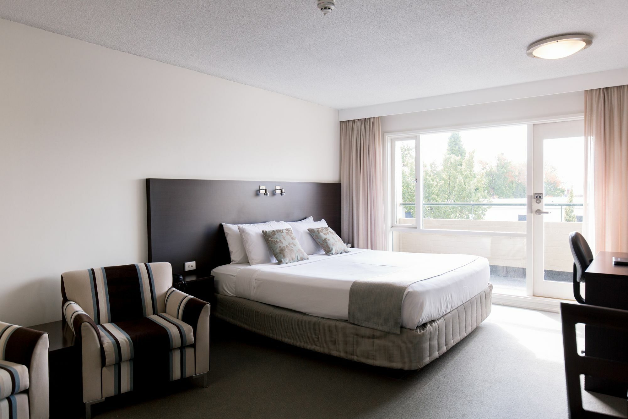 St Ives Apartments Хоубарт Екстериор снимка